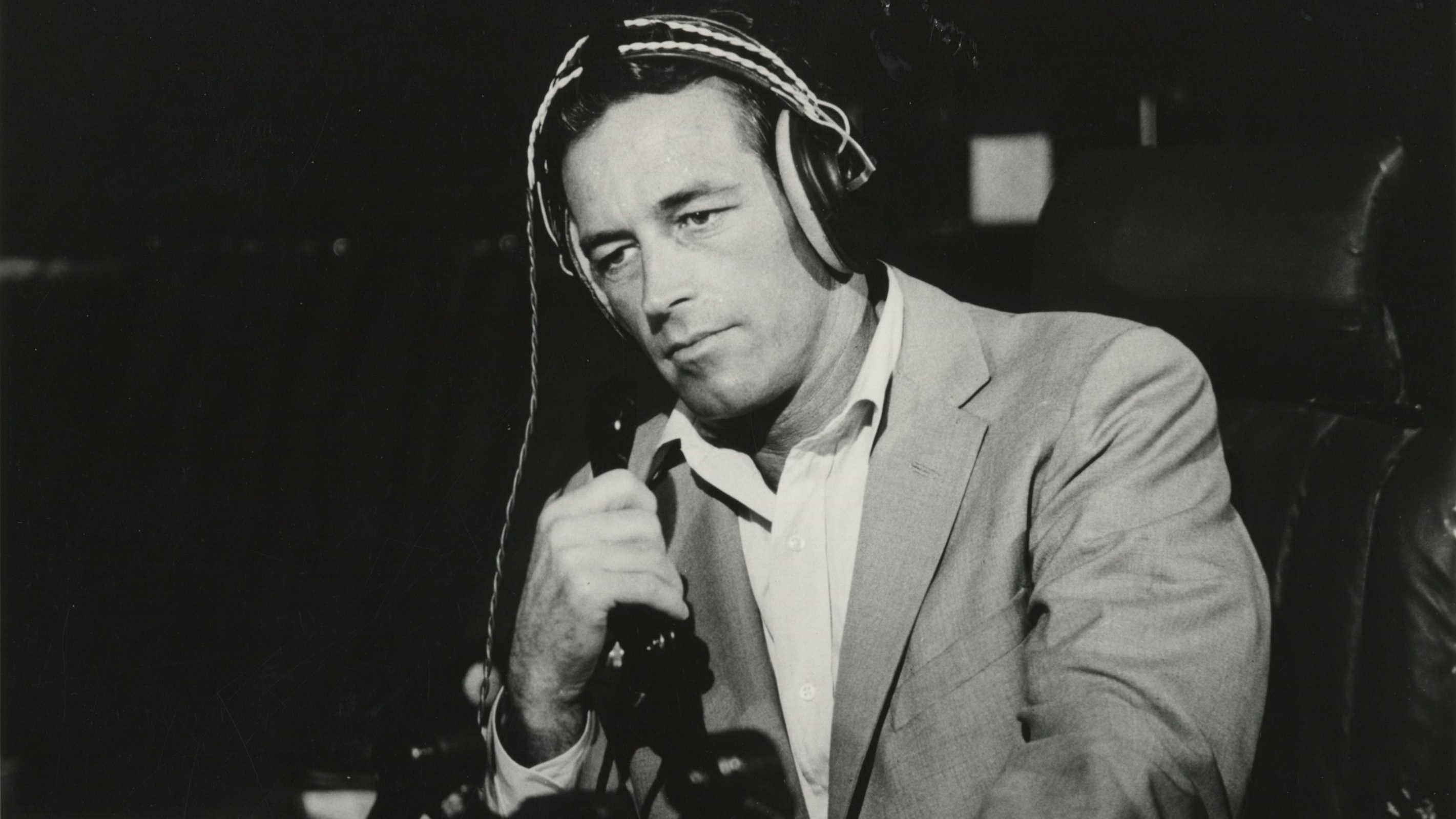 Jet Over The Atlantic Background