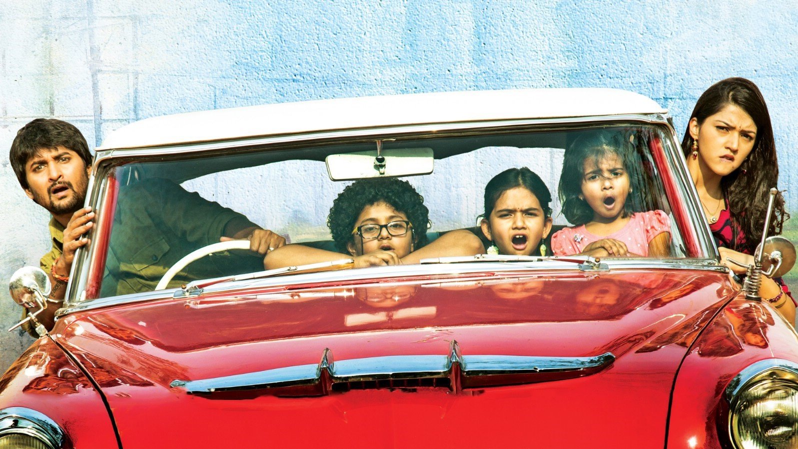 Krishna Gaadi Veera Prema Gaadha Background