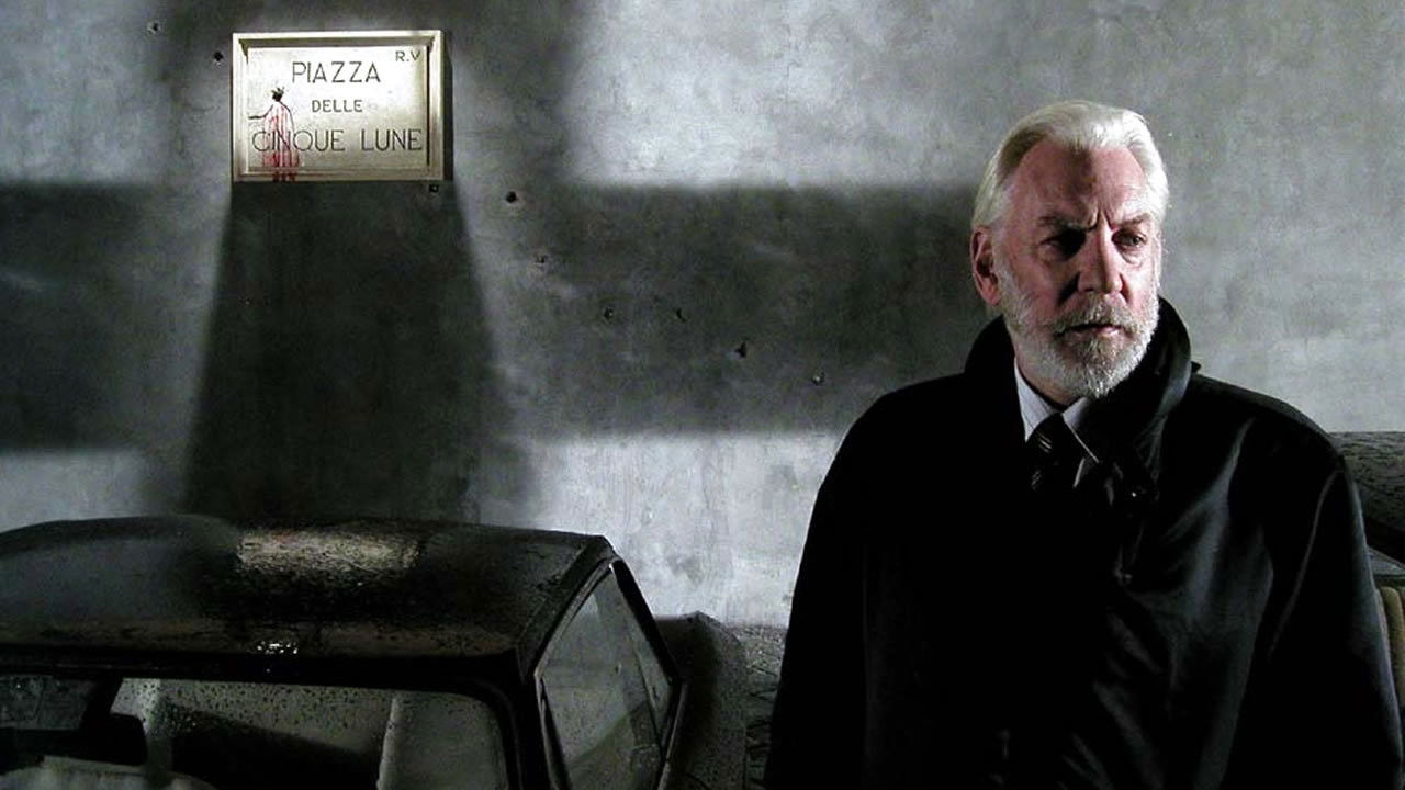 Five Moons Plaza Background