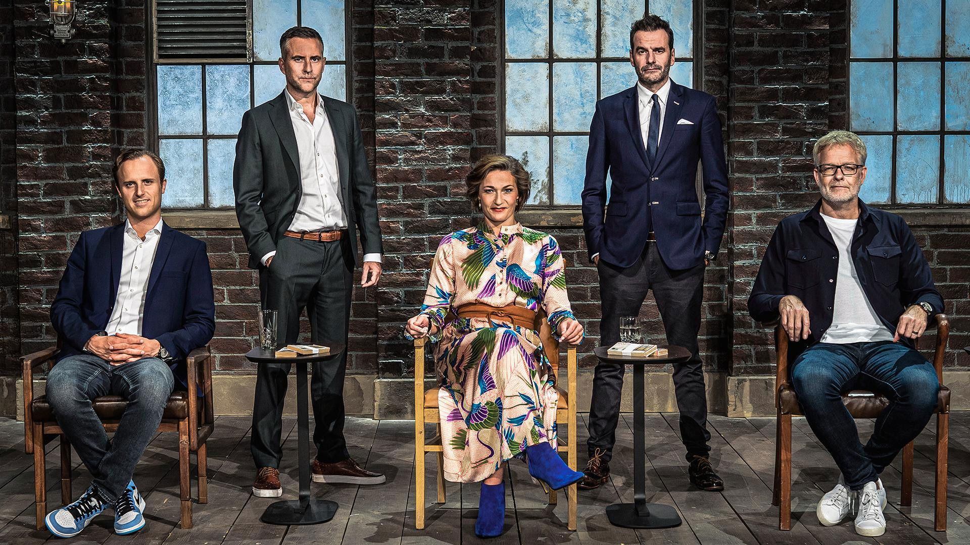 Løvens hule Background