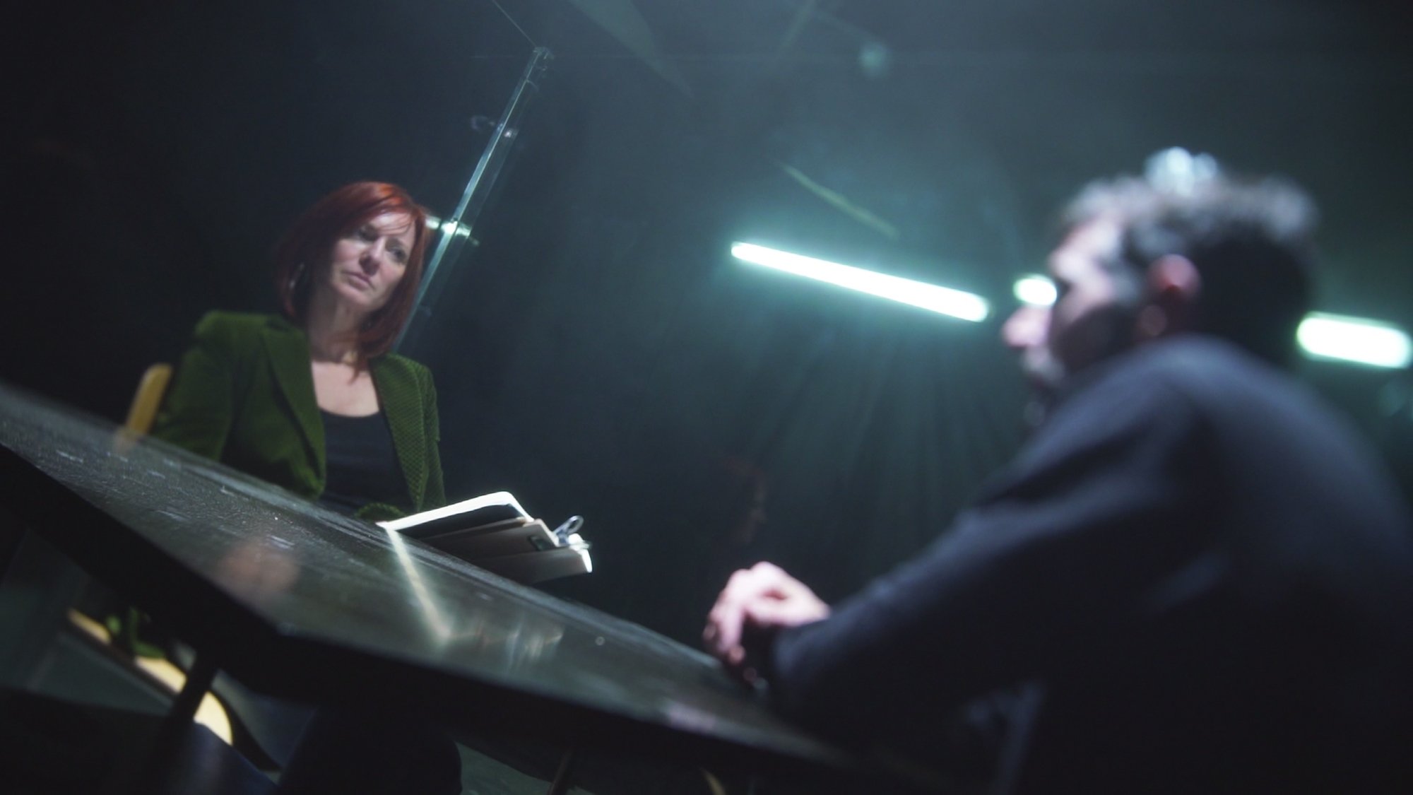 Passage à l'acte Background