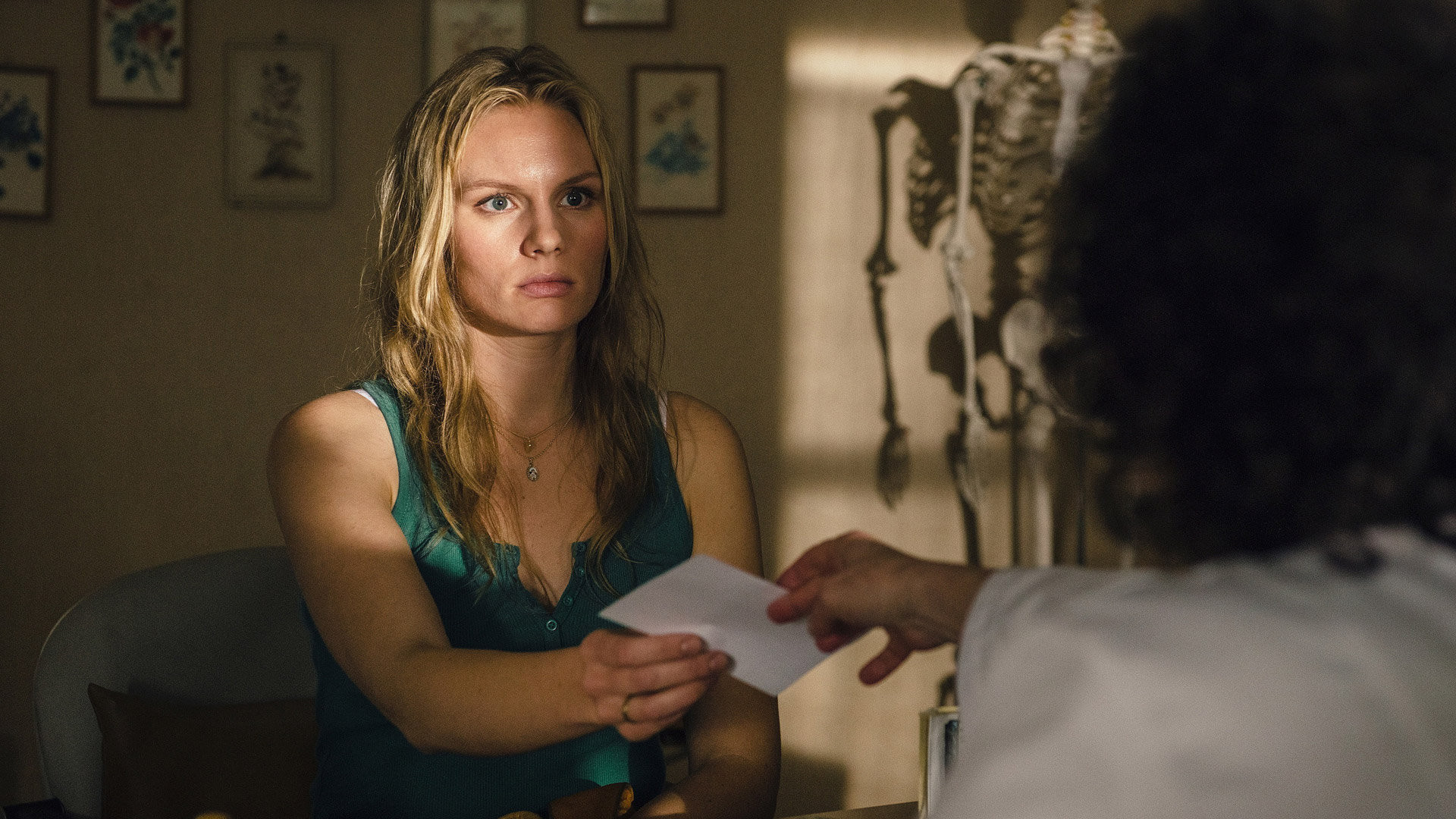 The Unheard Woman Background