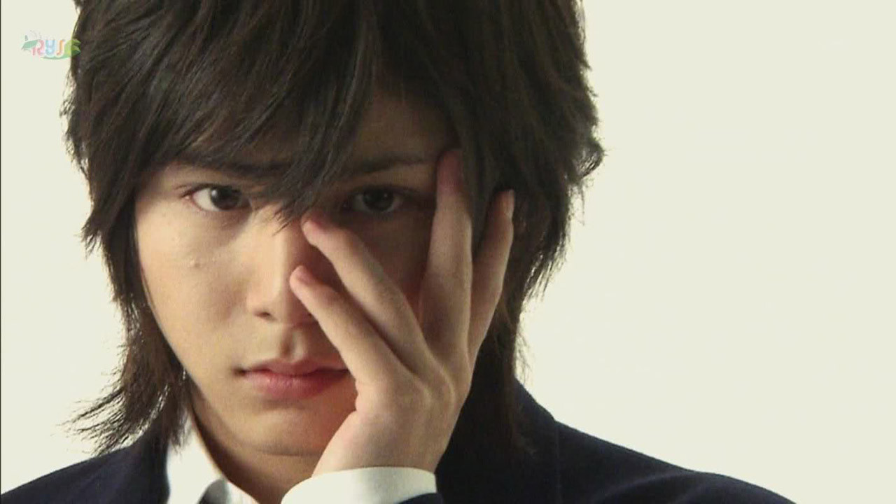 Left-Eye Detective Background