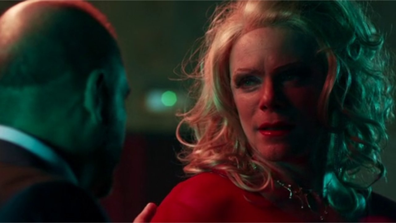 Una noche cualquiera Background