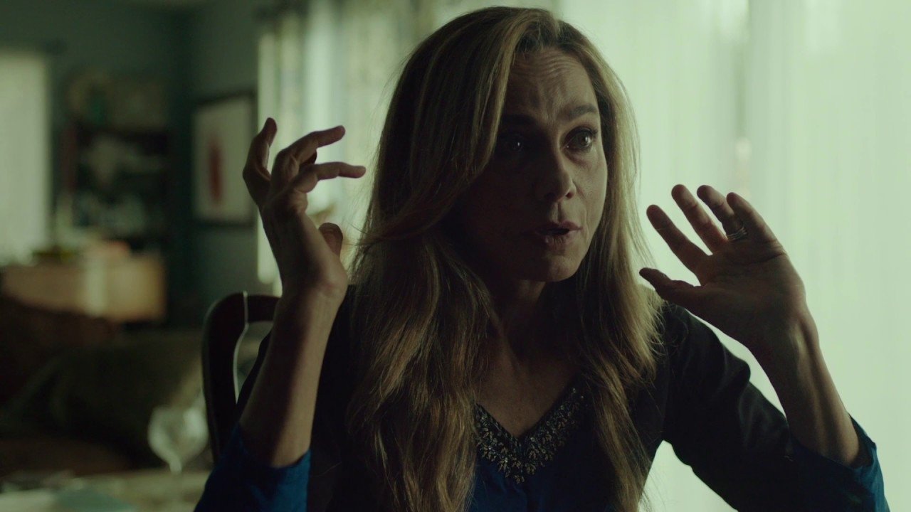 Maya Dardel Background