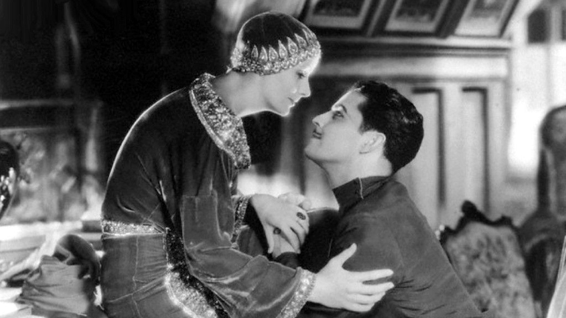 Mata Hari Background