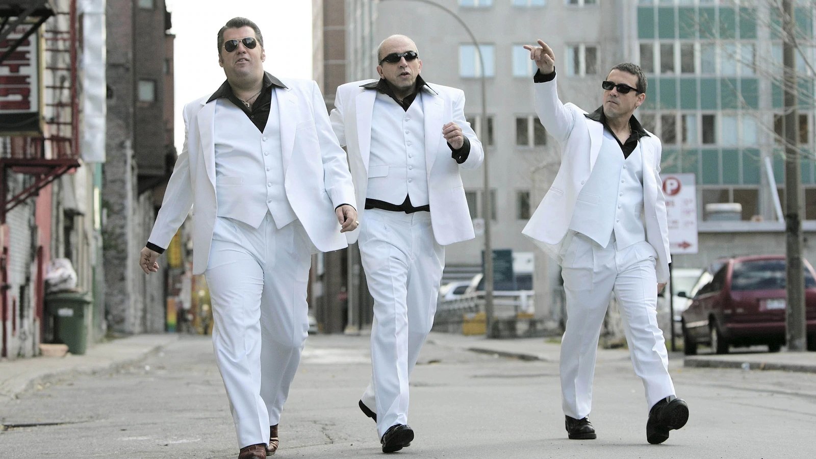 Minuit, le soir Background