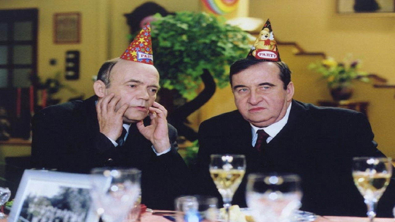 Król przedmieścia Background