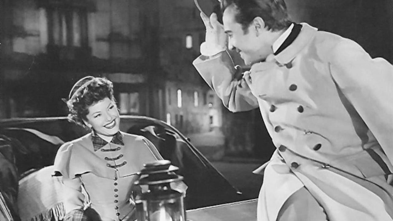 It's the Paris Life Background