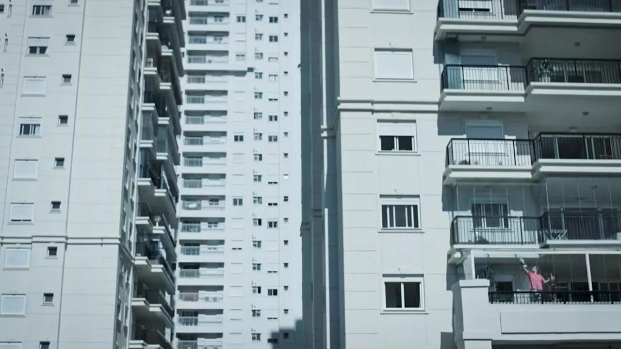 GIG - A Uberização do Trabalho Background