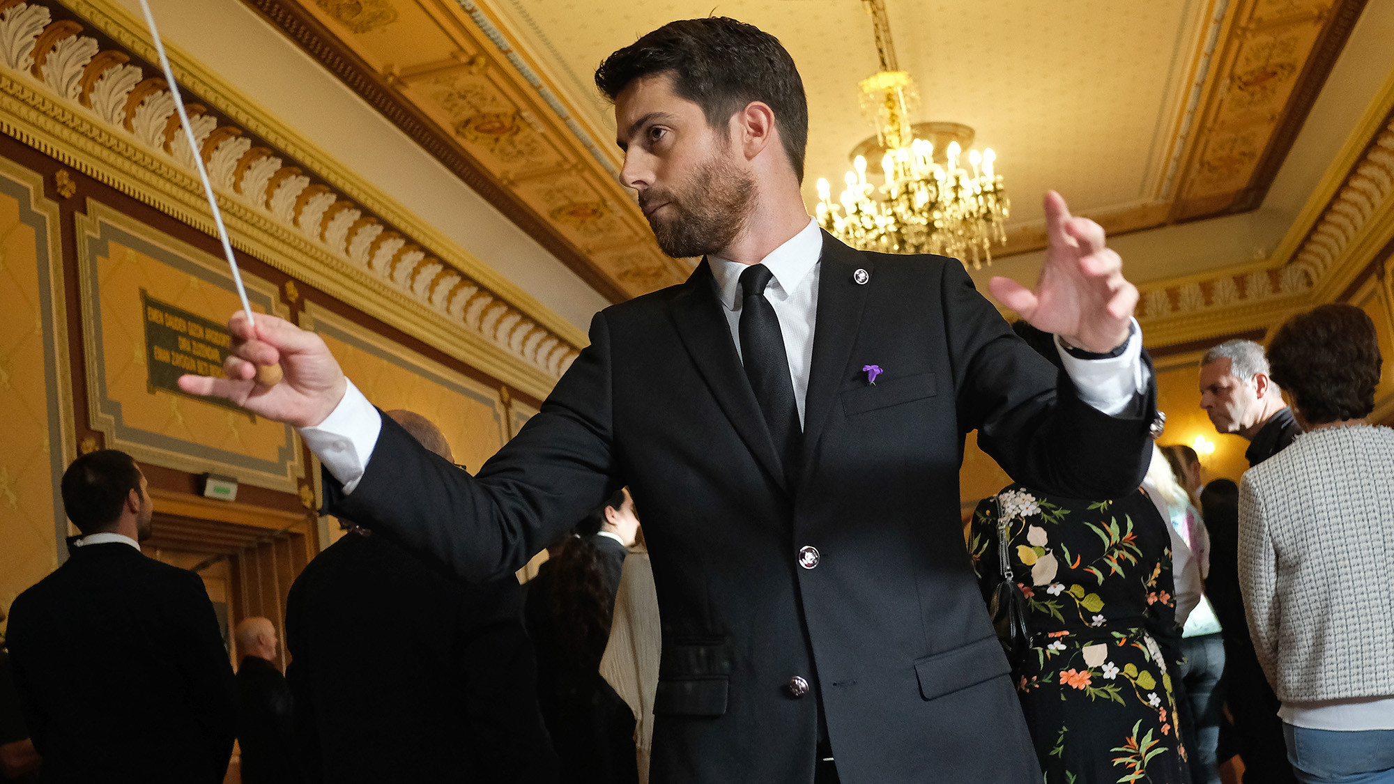 Bye Bye Mr. Etxebeste! Background