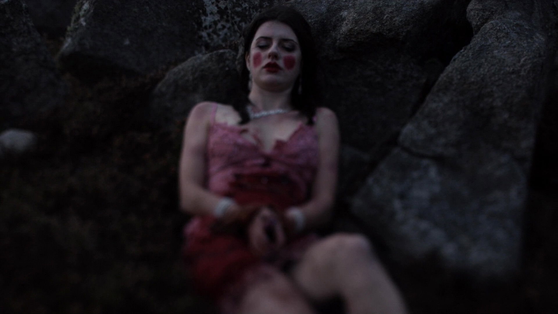 Irish Crime: Girl Hunter Background