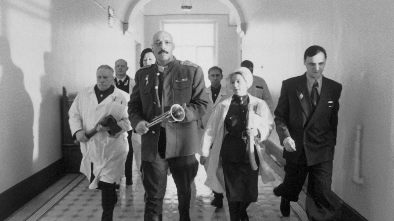 Khrustalyov, My Car! Background