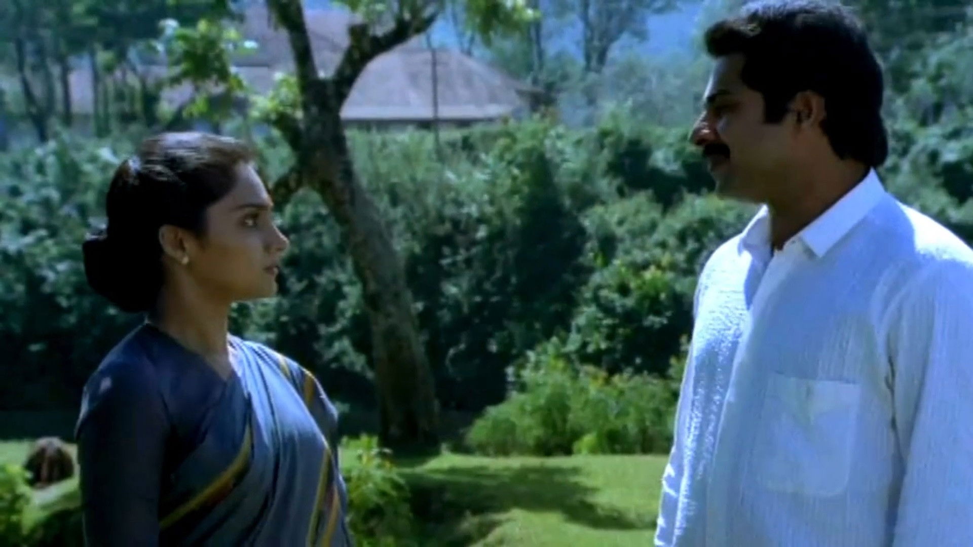 Nombarathi Poovu Background