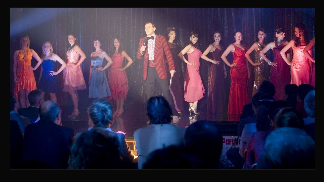 Beauties at War Background