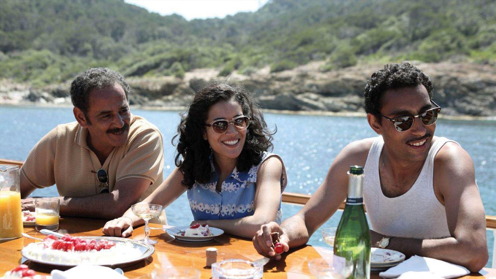 L'Oranais Background