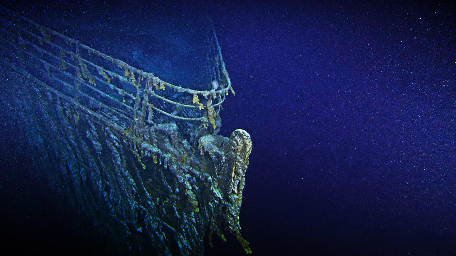 Titanic: Into the Heart of the Wreck Background