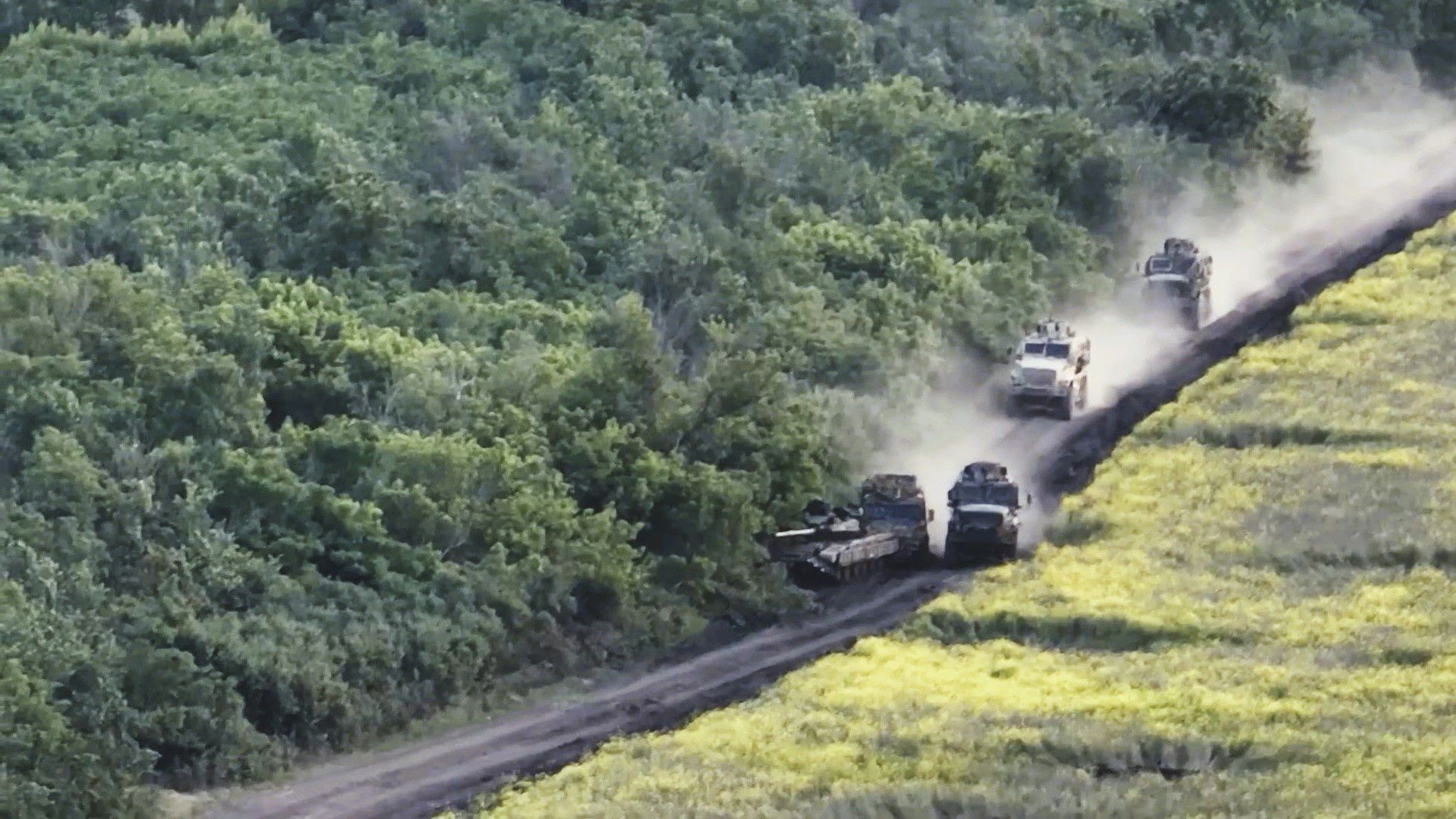 Zaporizhzhia in the Midst of the Offensive Background