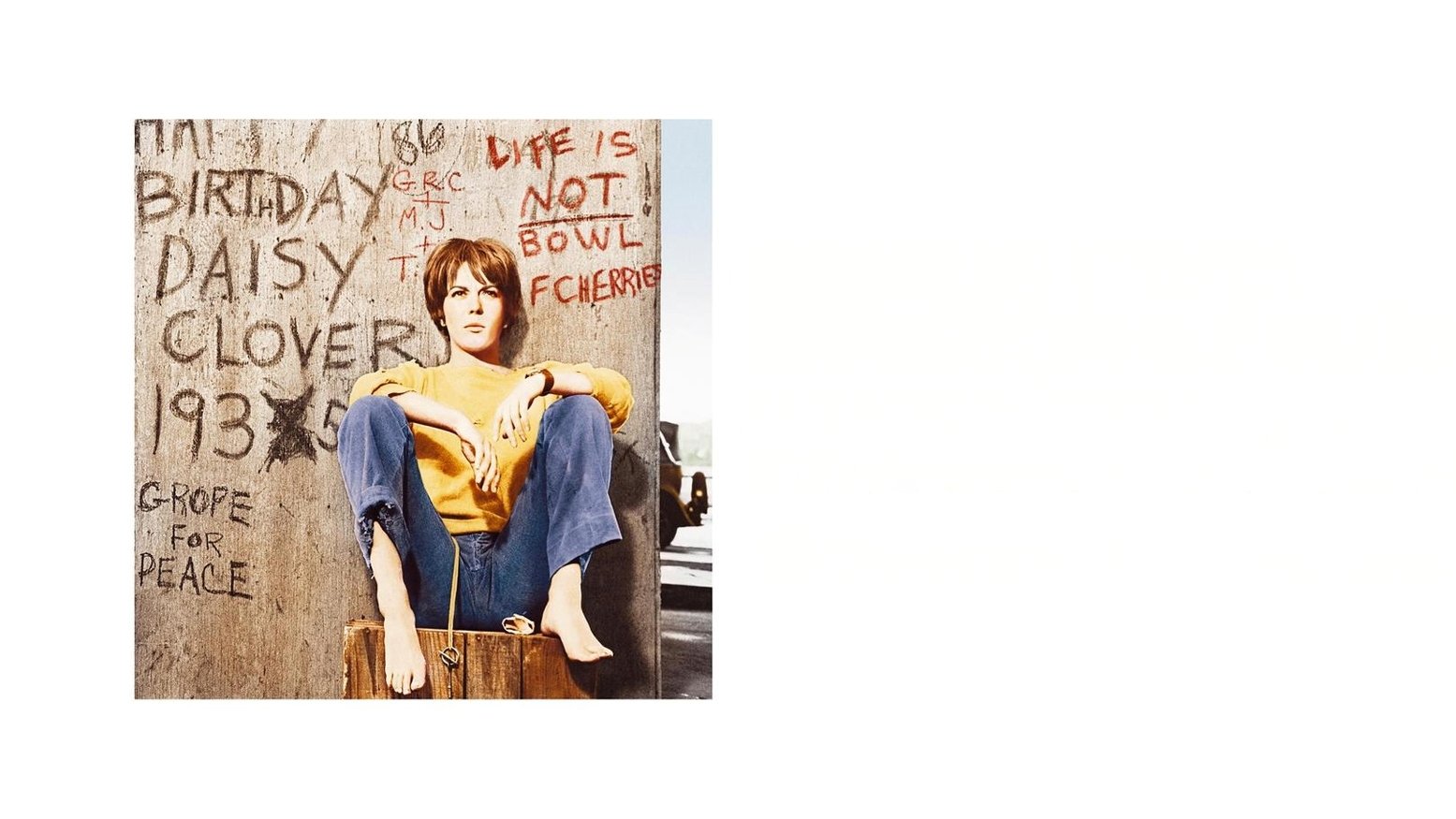 Inside Daisy Clover Background