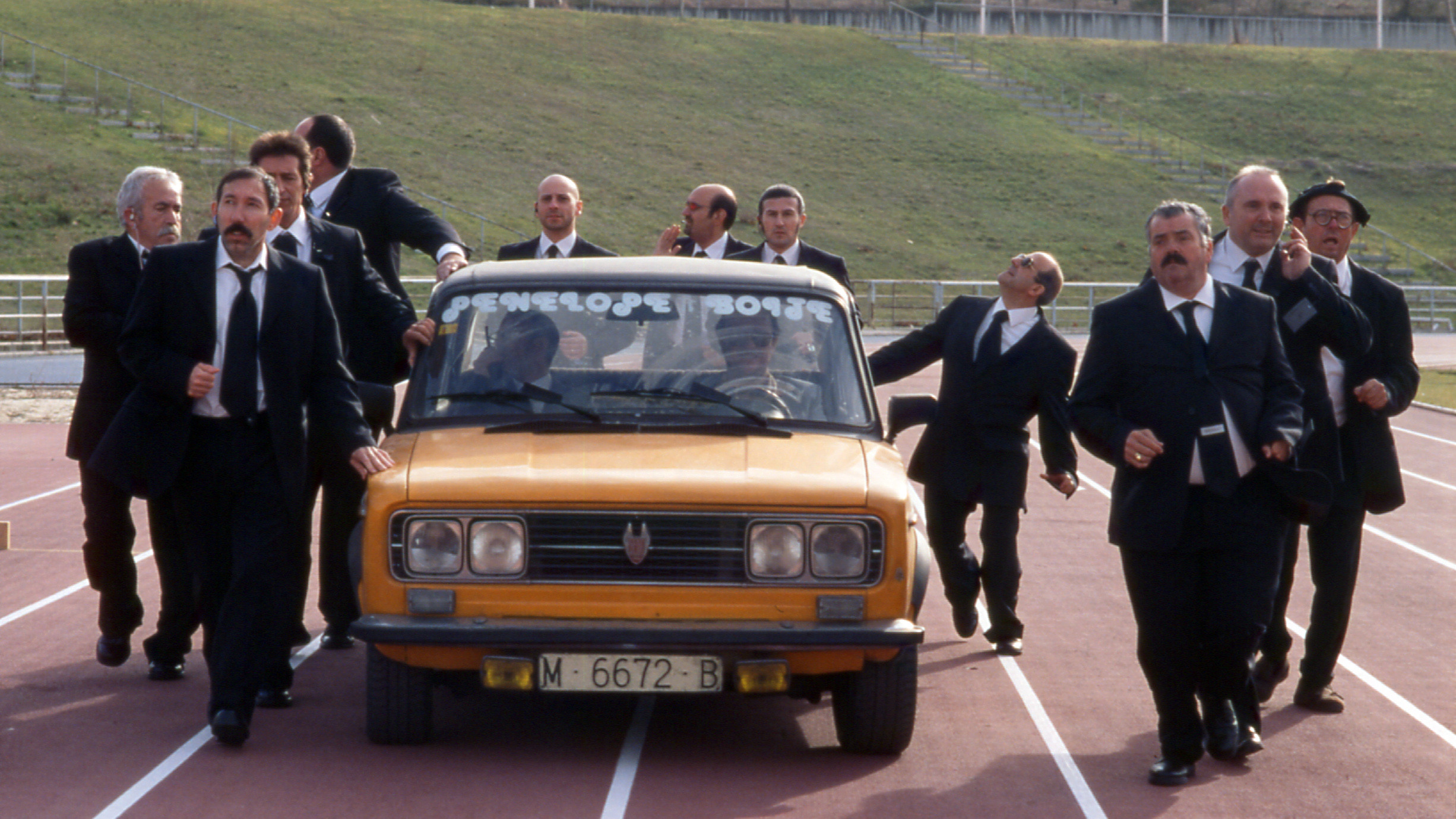 Torrente, el brazo tonto de la ley Background