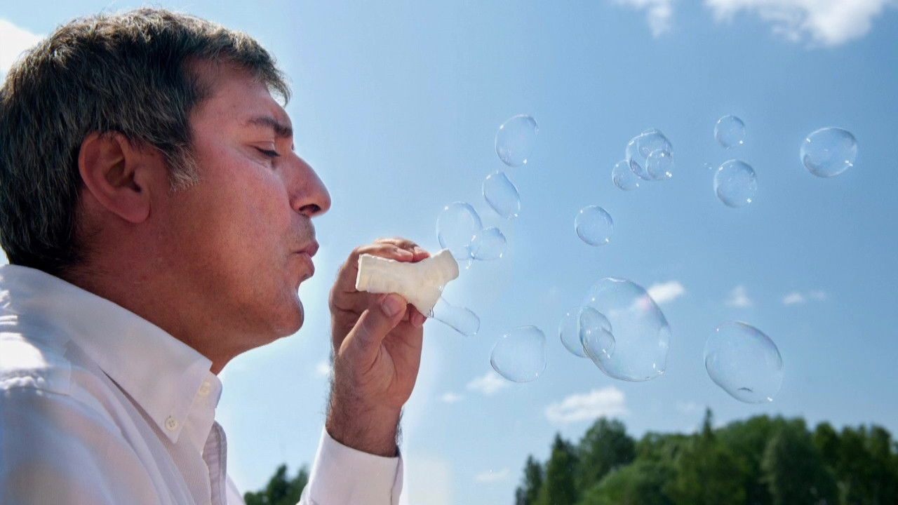 Fatal Experiments: The Downfall of a Supersurgeon Background