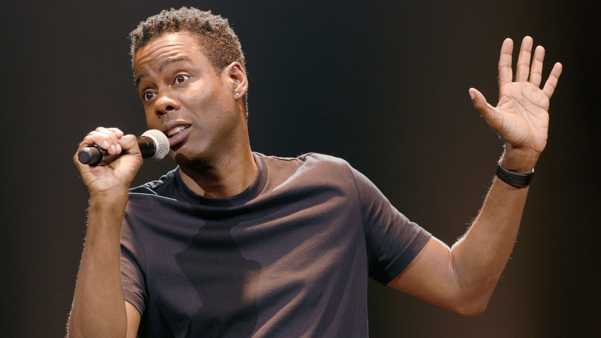 Chris Rock: Tamborine Background