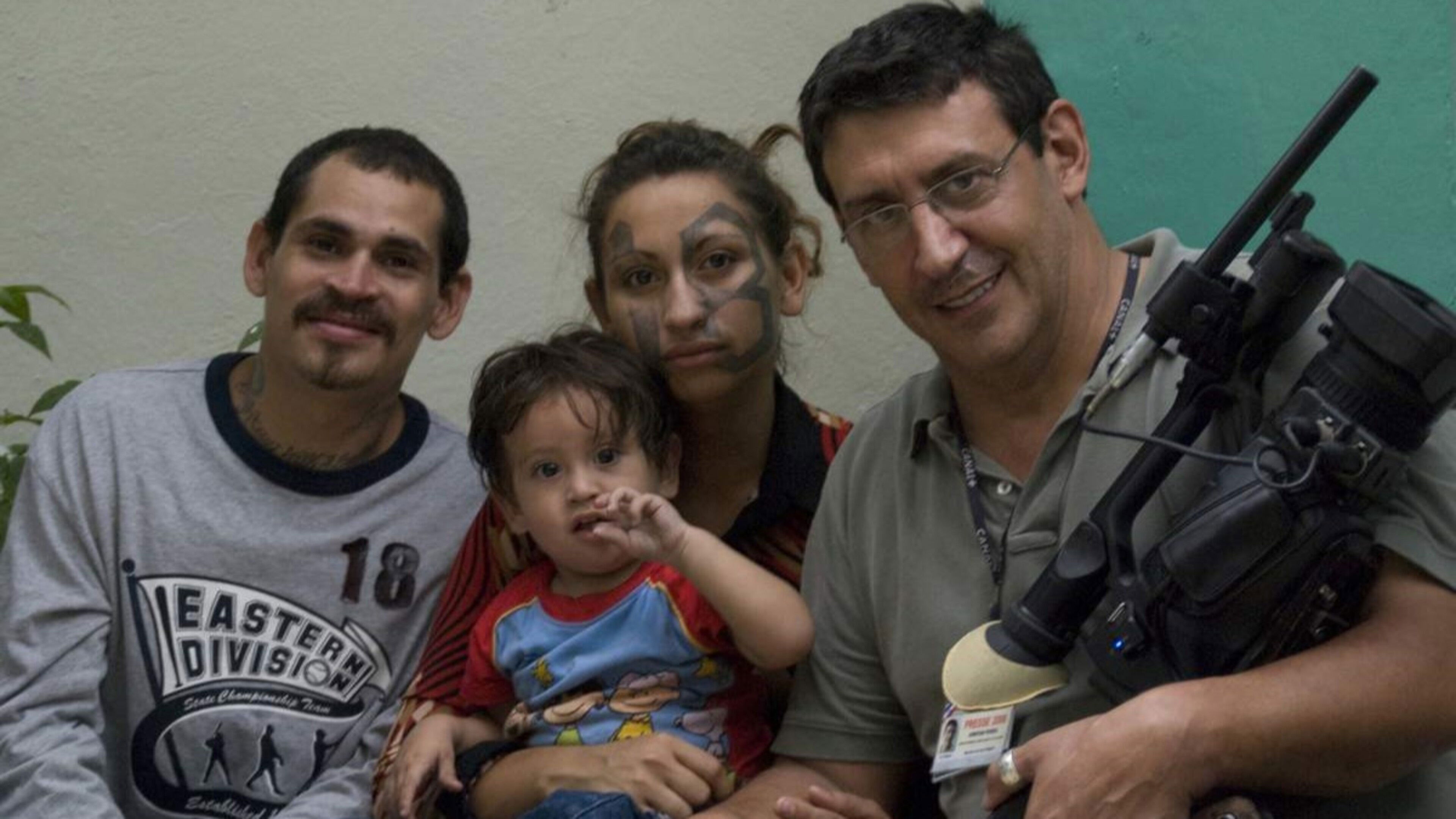 La vida loca Background