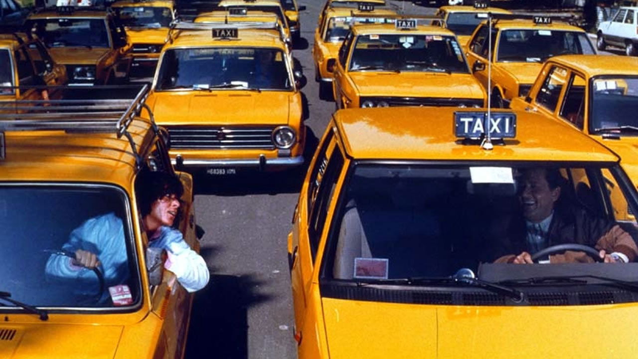 Il tassinaro Background