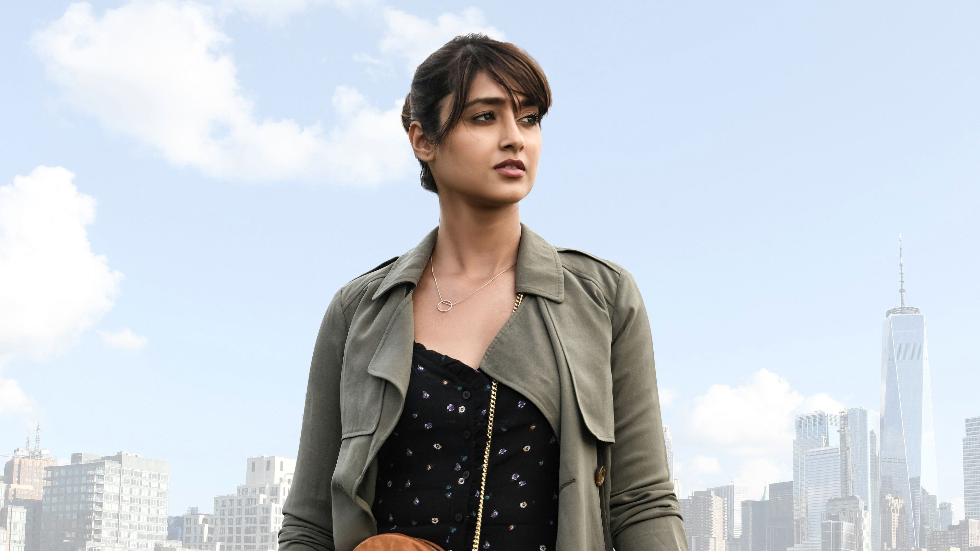 Amar Akbar Anthony Background