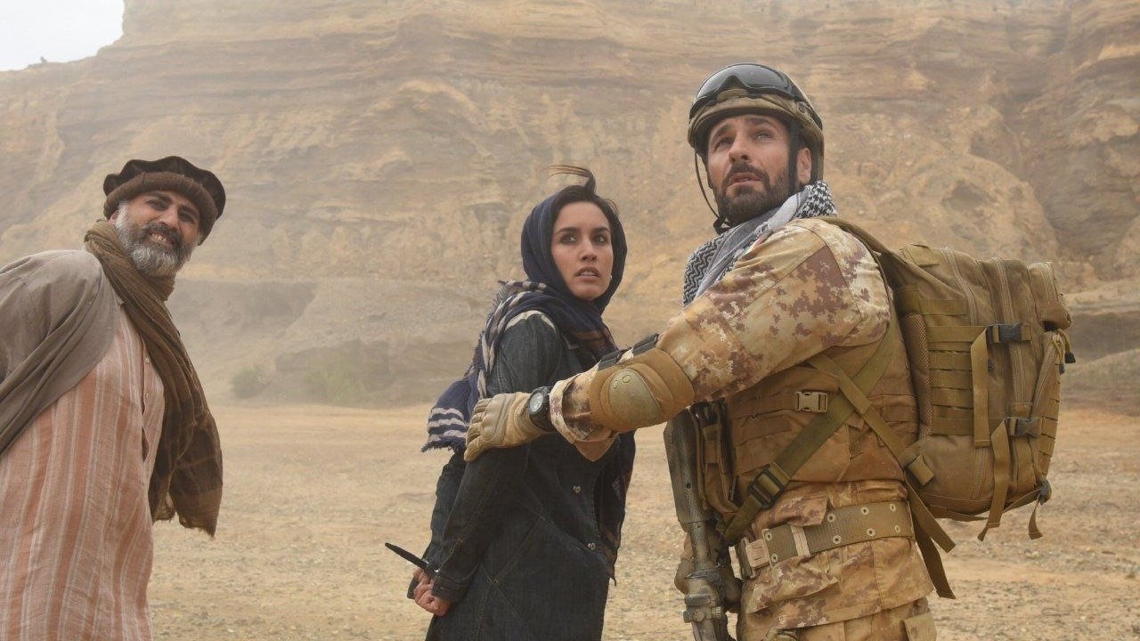 Fuoco Amico Background