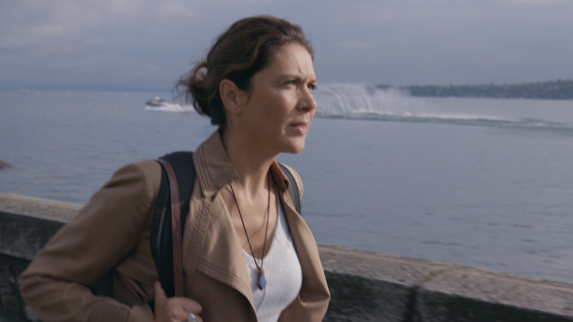 Les nouvelles Èves Background