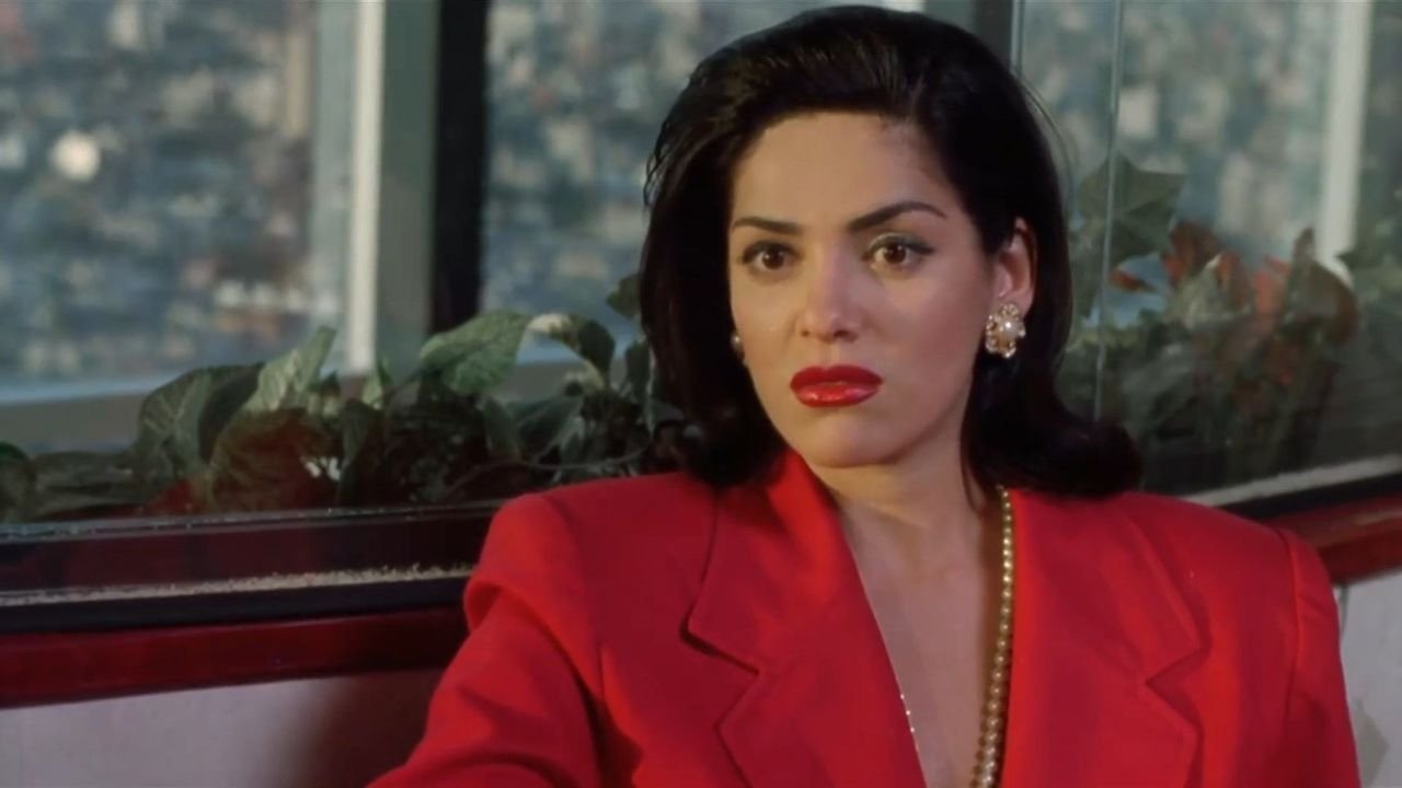 Crímenes de Pasión Background