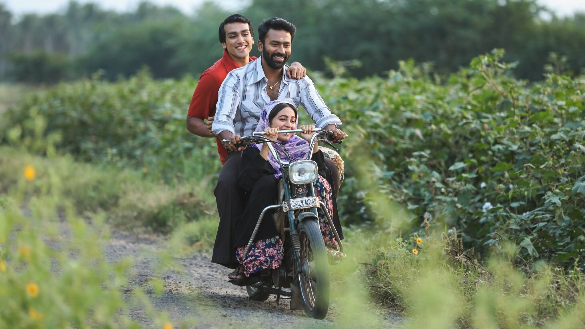 Paava Kadhaigal Background