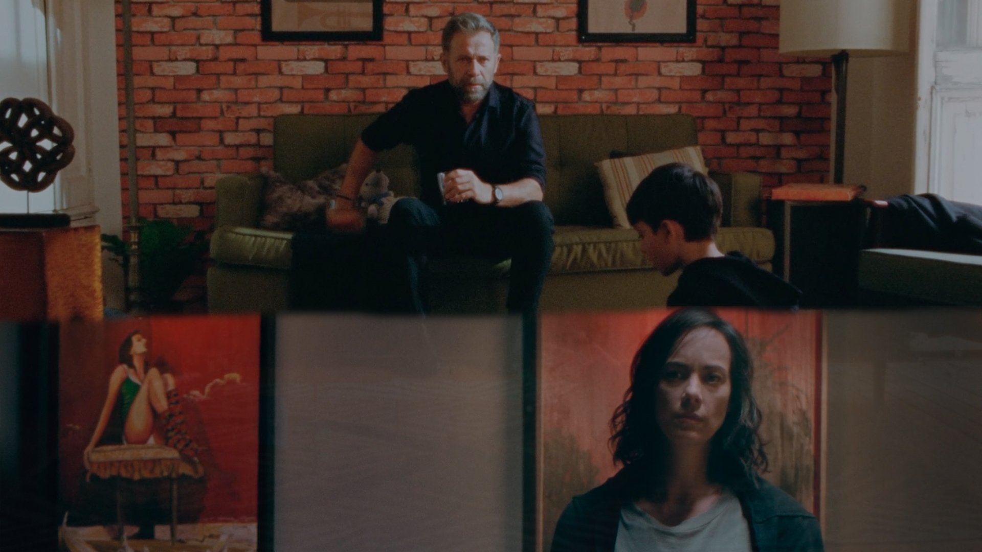 La Vida en el Silencio Background