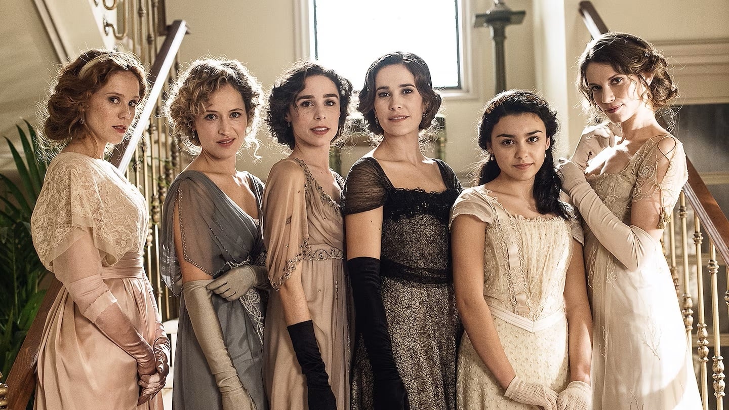 Seis hermanas Background