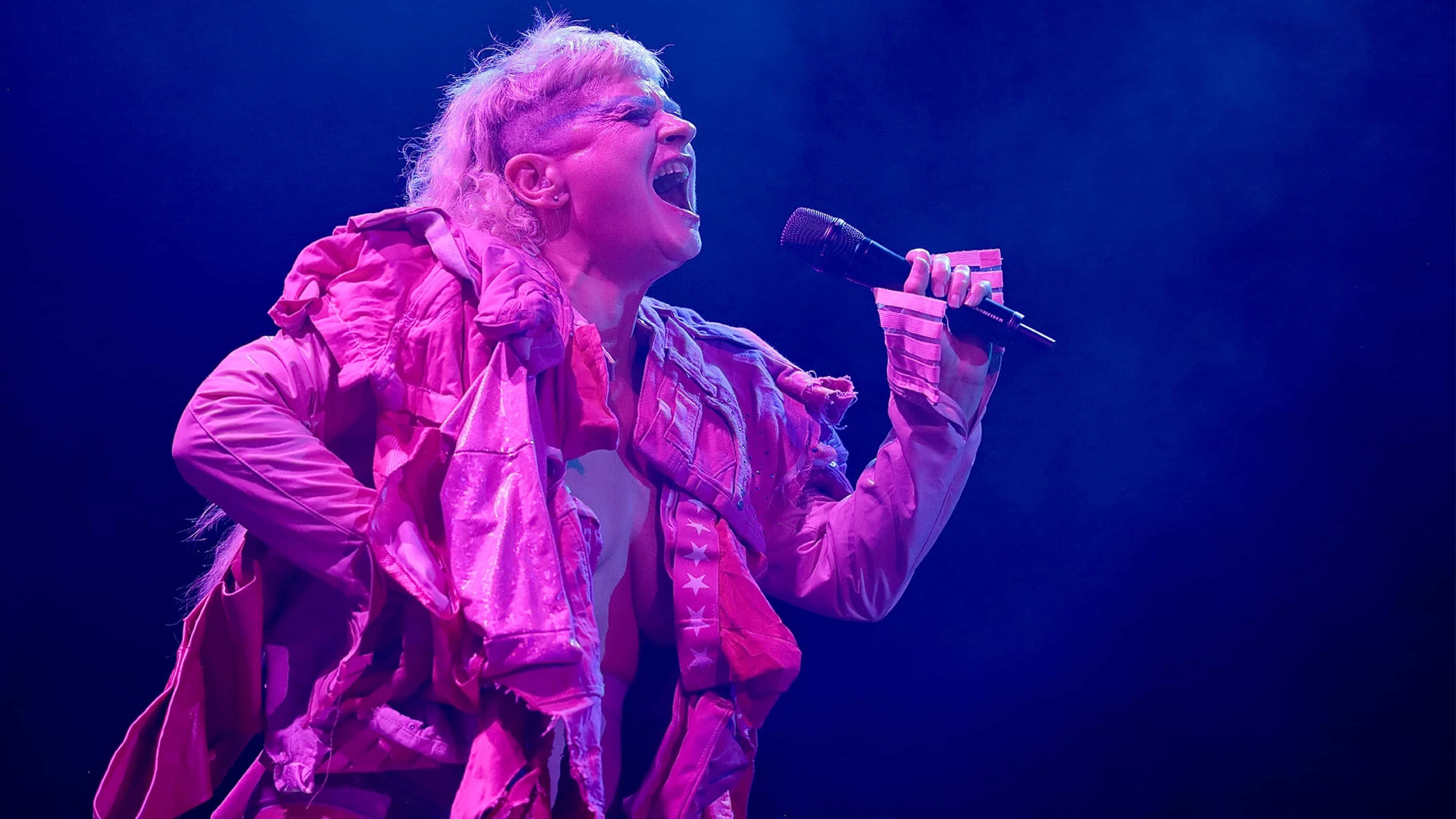 Teaches of Peaches Background