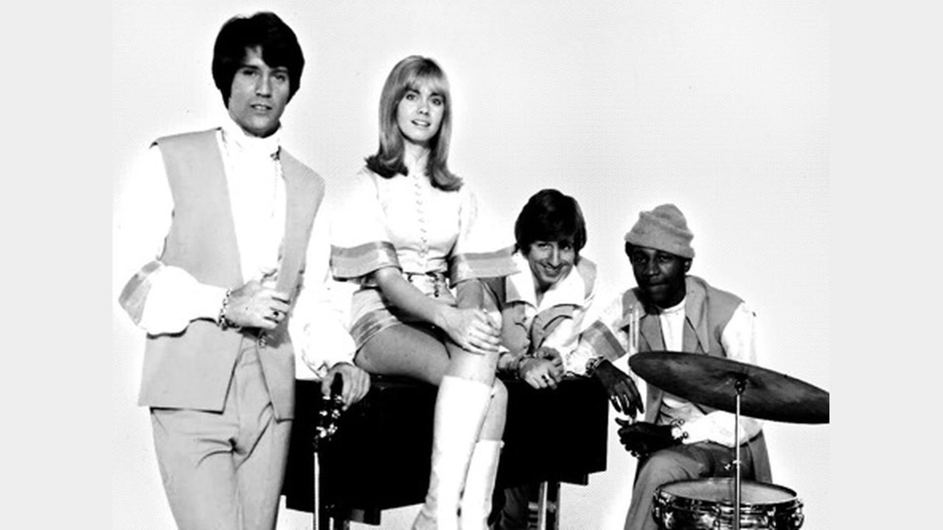 Toomorrow Background