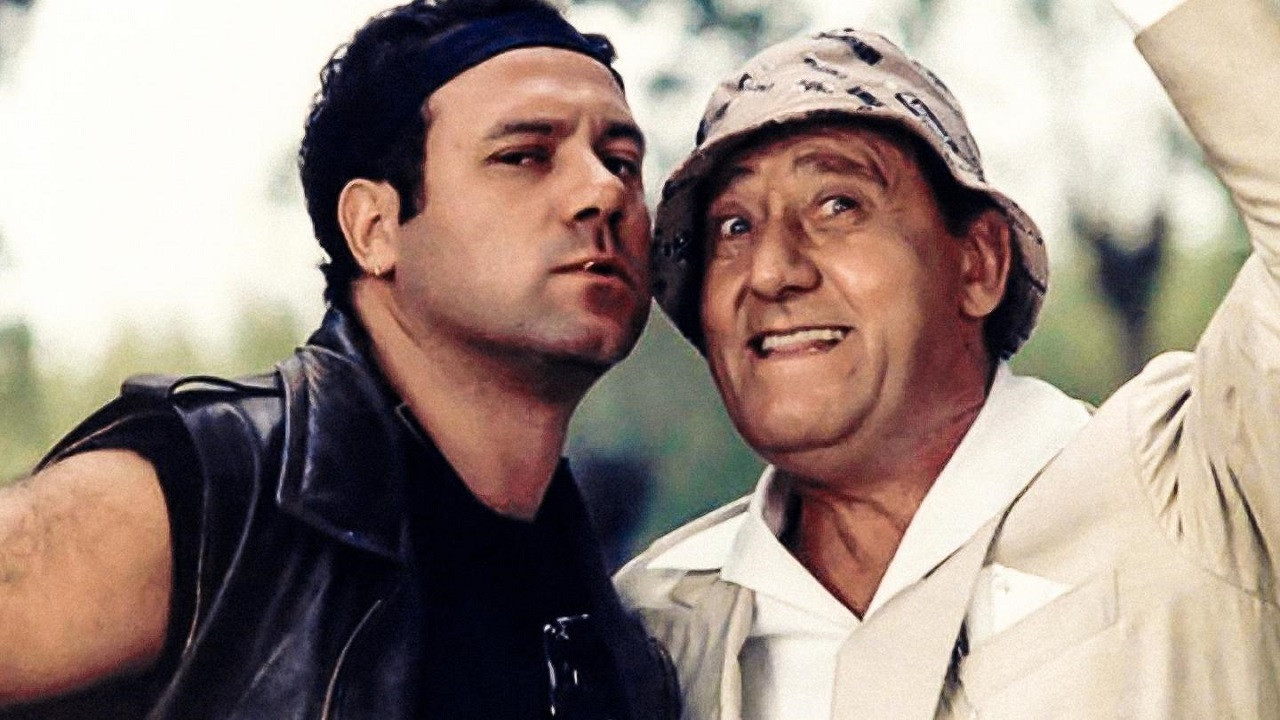 Troppo forte Background