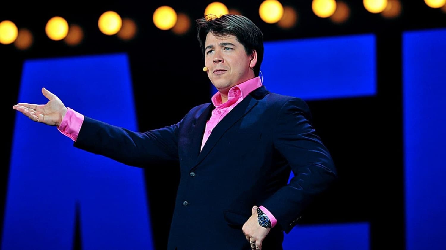 Michael McIntyre: Hello Wembley Background