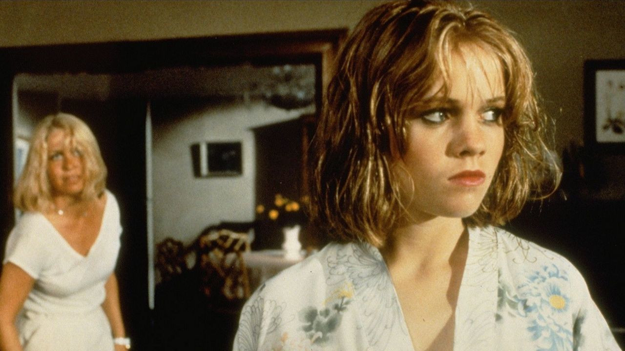 Darlings! Background