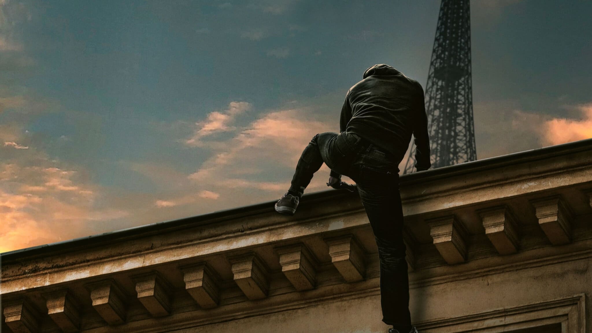 Vjeran Tomic: The Spider-Man of Paris Background