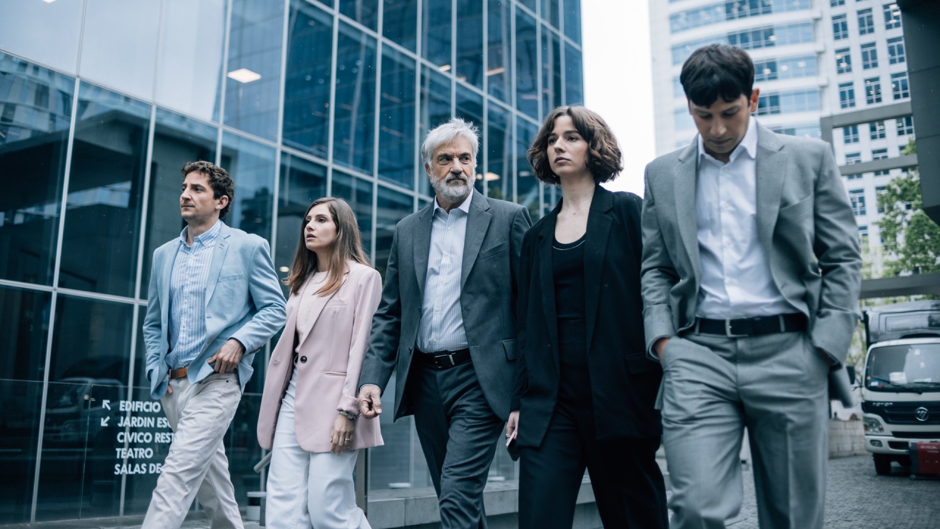 Los Casablanca Background