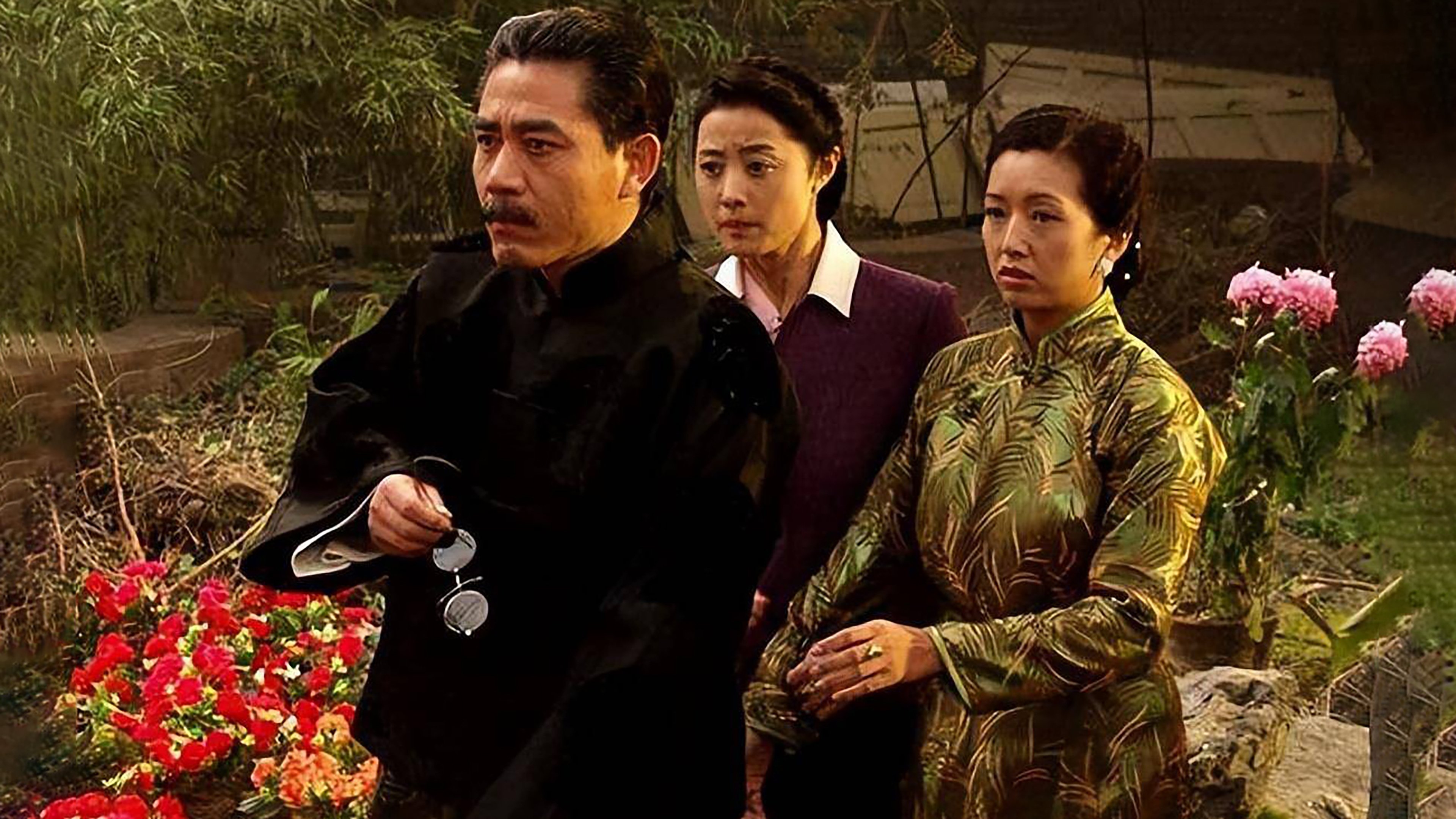 The Grand Mansion Gate Background