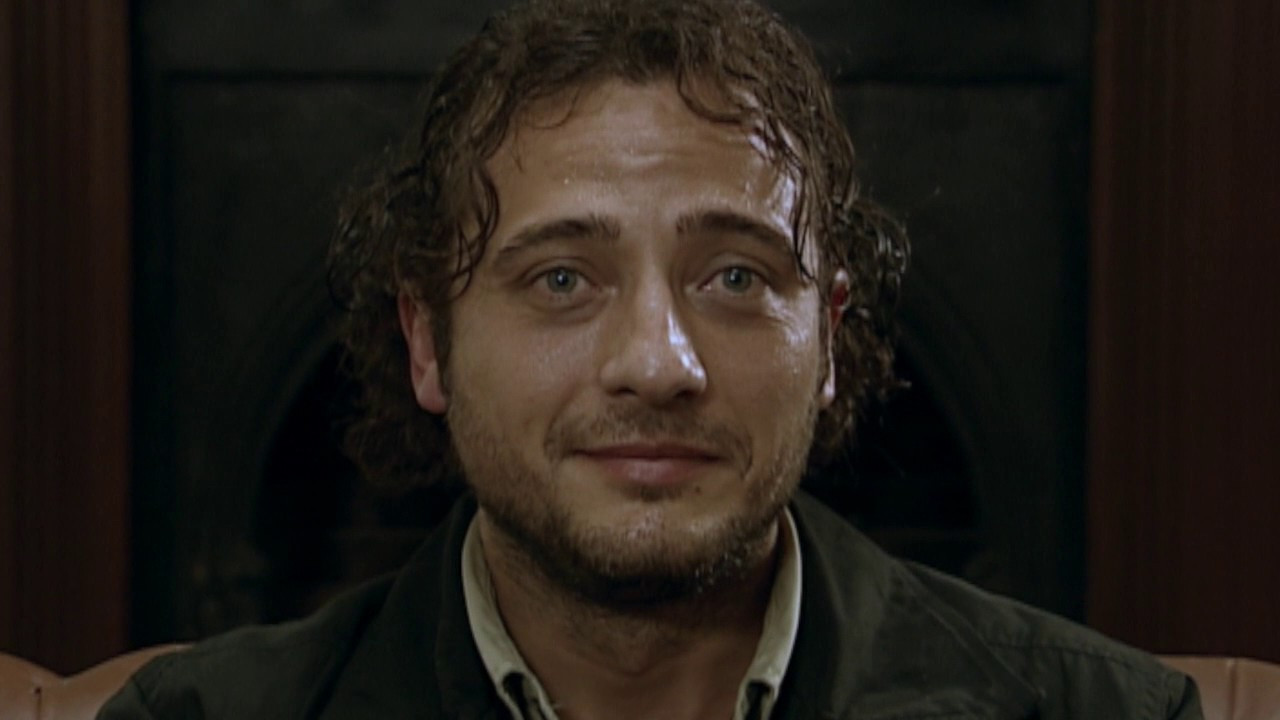 Kabuslar Evi: Onlara Dokunmak Background