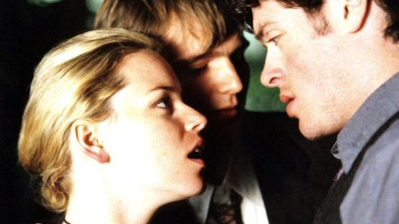 Ordinary Sinner Background