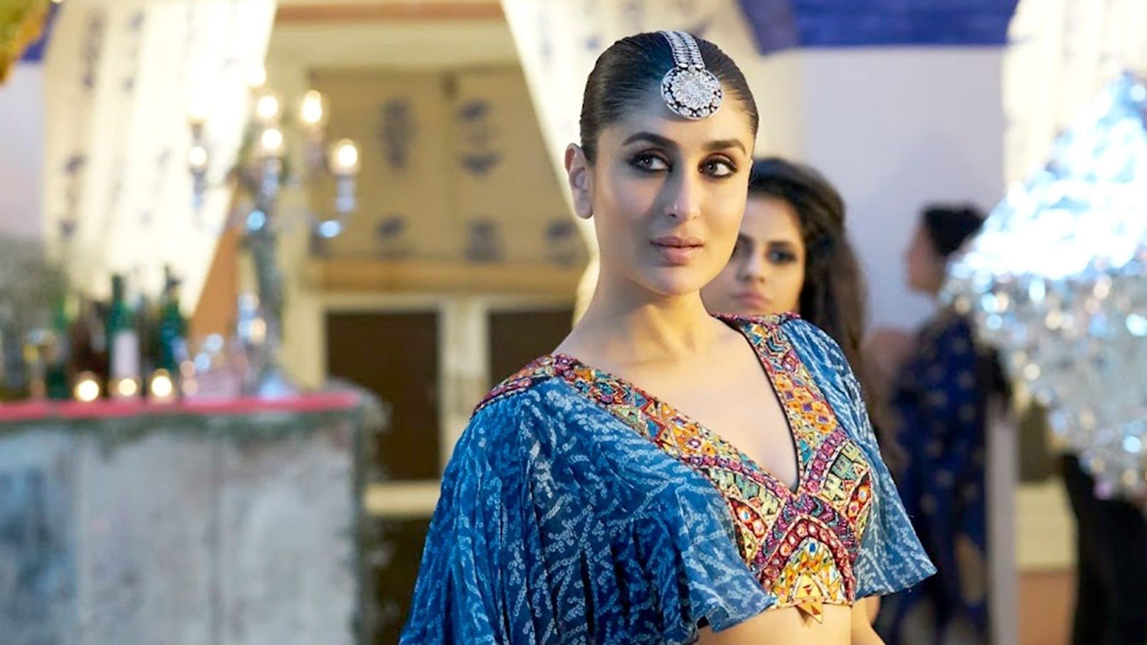 Veere Di Wedding Background