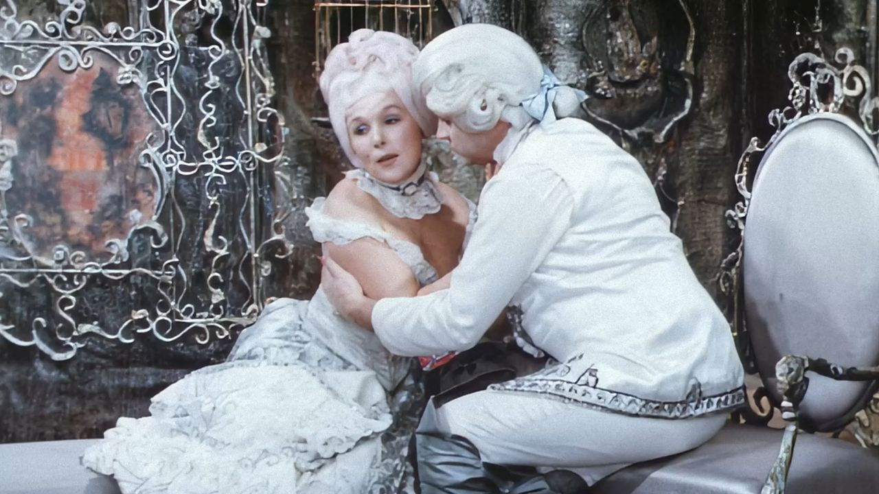 Mad Day or Figaro Wedding Background