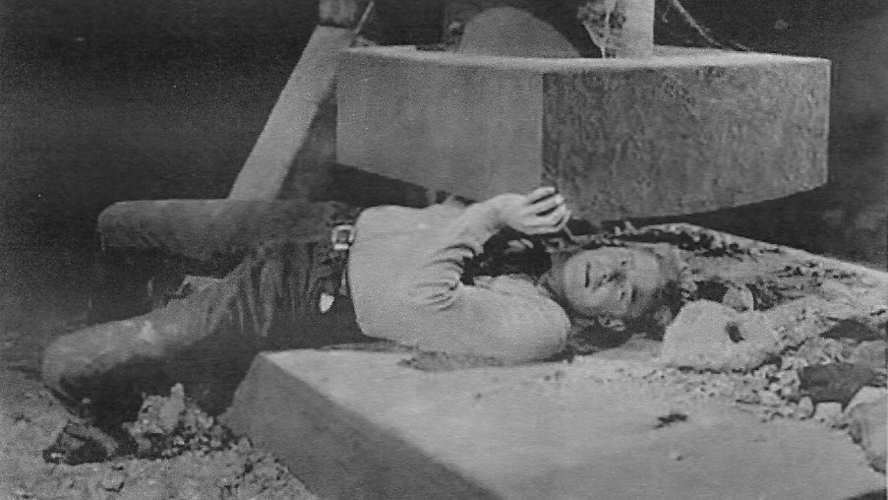 The Fighting Westerner Background