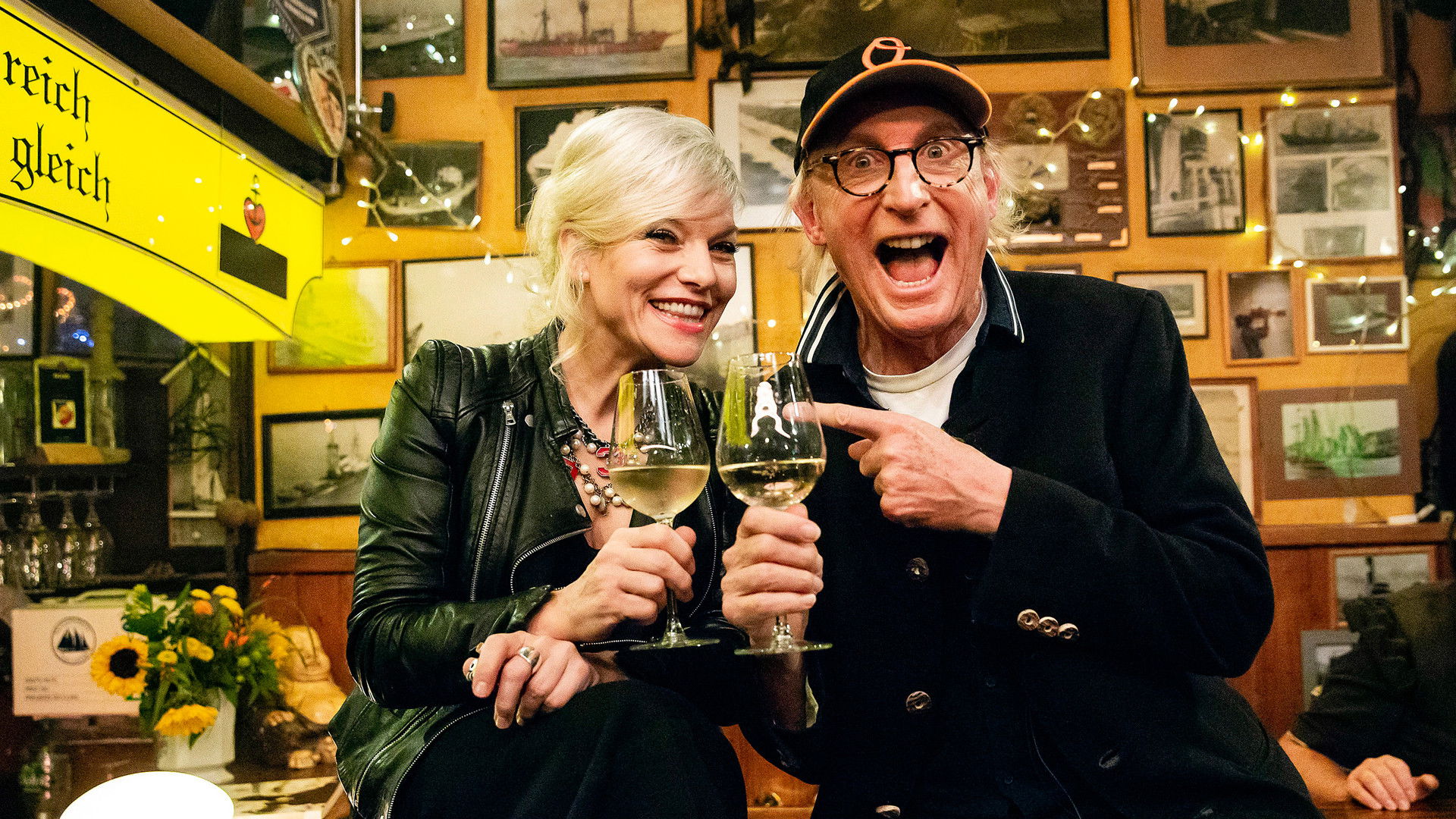 Inas Nacht Background