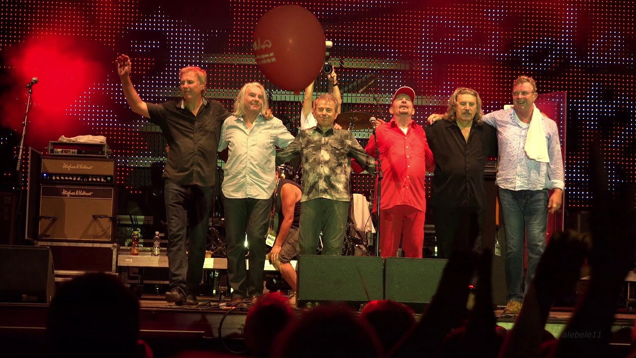 Spider Murphy Gang Konzert in Hafen Open Air in 2015 Background